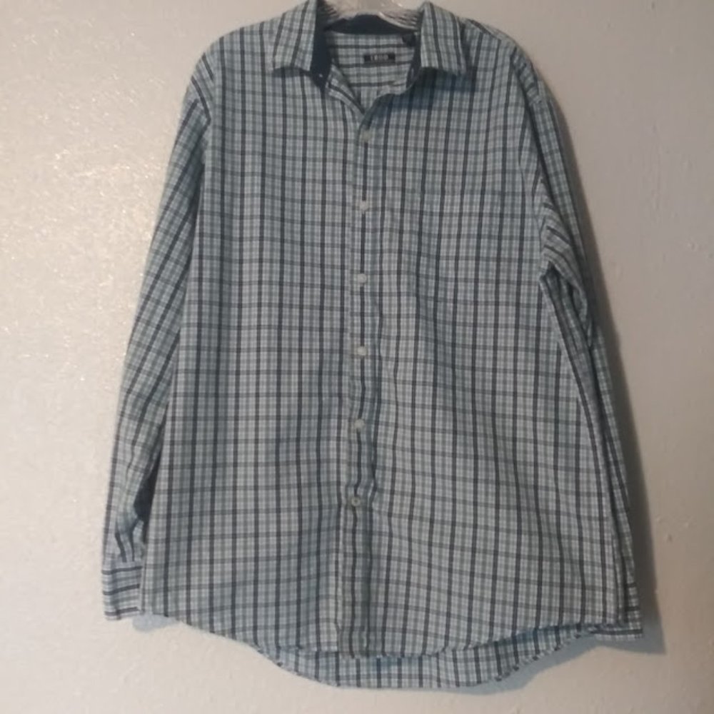 Izod men's size Large white, blue and green long sleeve button up shirt